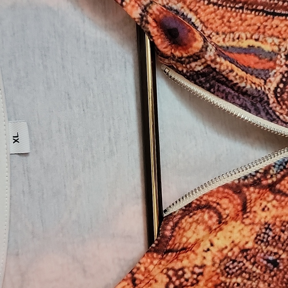 Shirt - Picture 3 of 3
